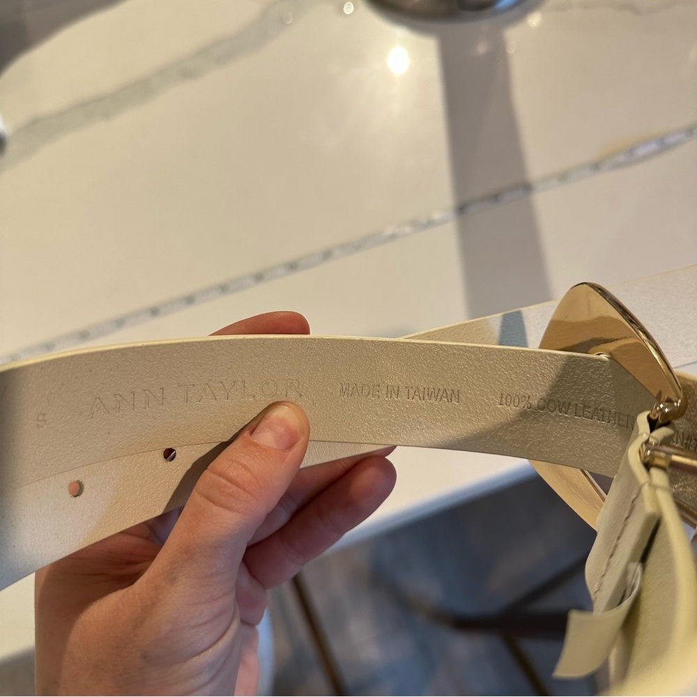 Ann Taylor Cream & Gold Chunky Leather Belt - Picture 5 of 5